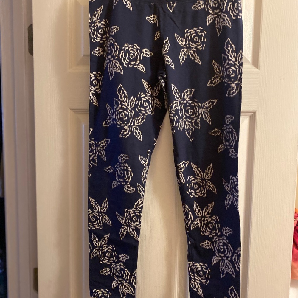ARIE LEGGINGS